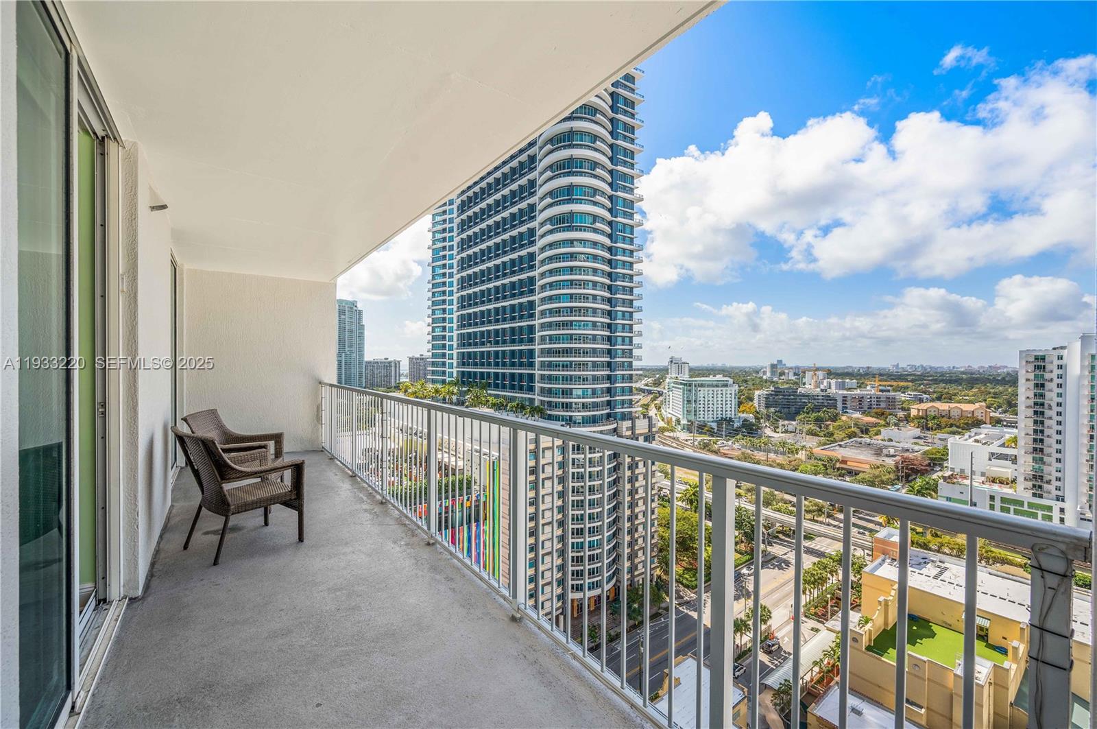1250 S Miami Ave #1907, Miami FL 33130