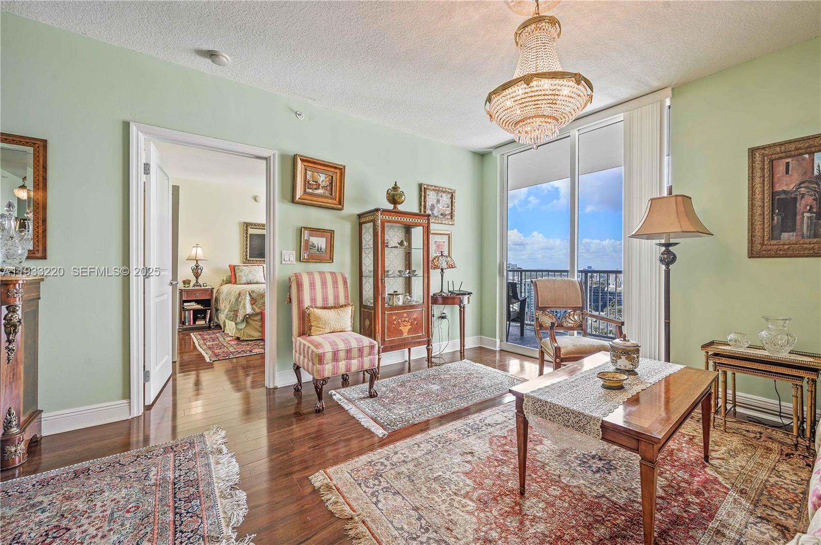 1250 S Miami Ave #1907, Miami FL 33130