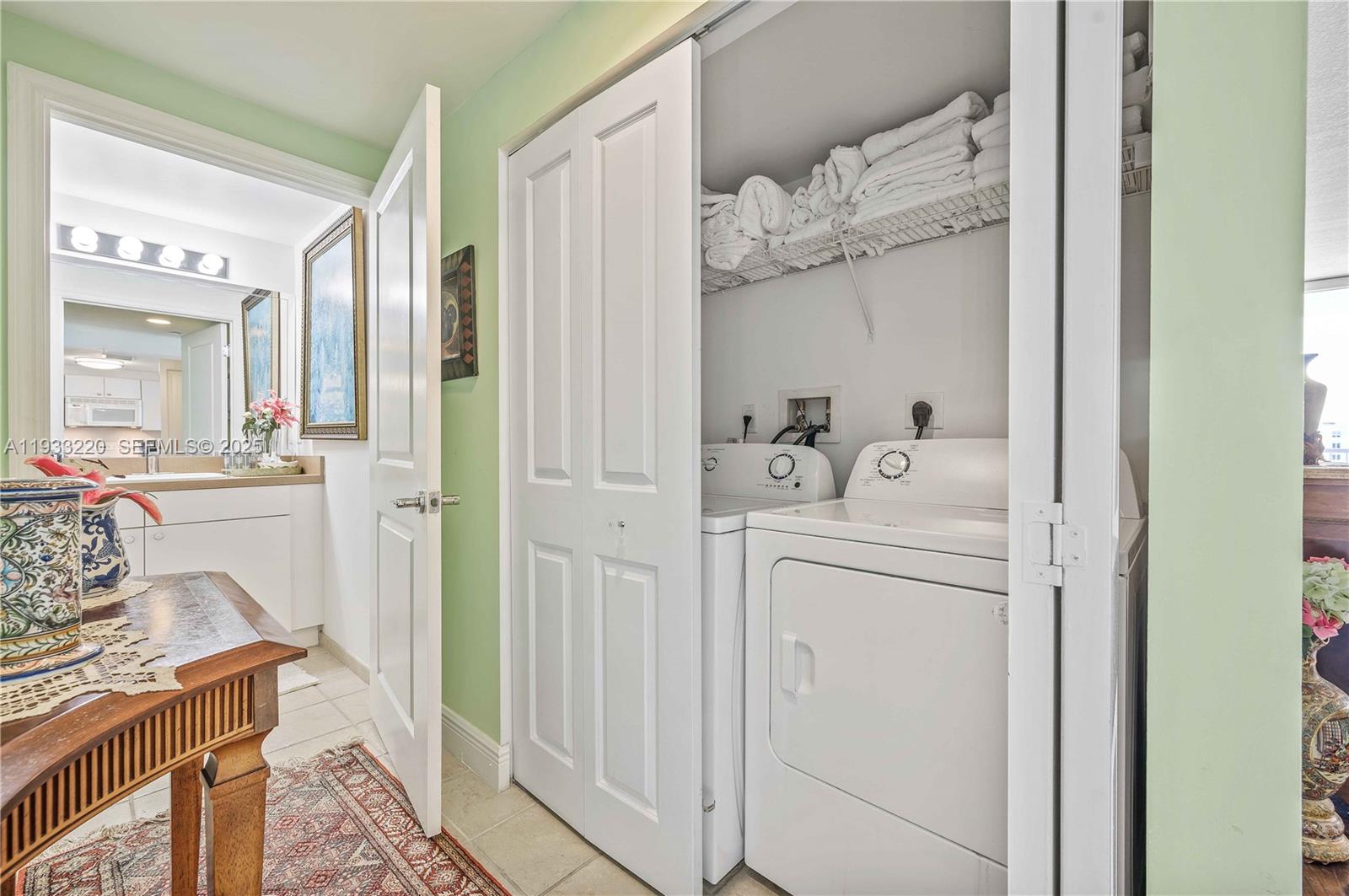 1250 S Miami Ave #1907, Miami FL 33130