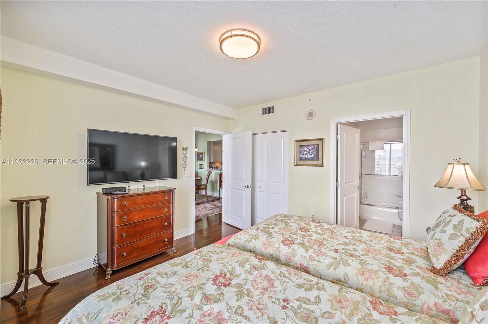 1250 S Miami Ave #1907, Miami FL 33130