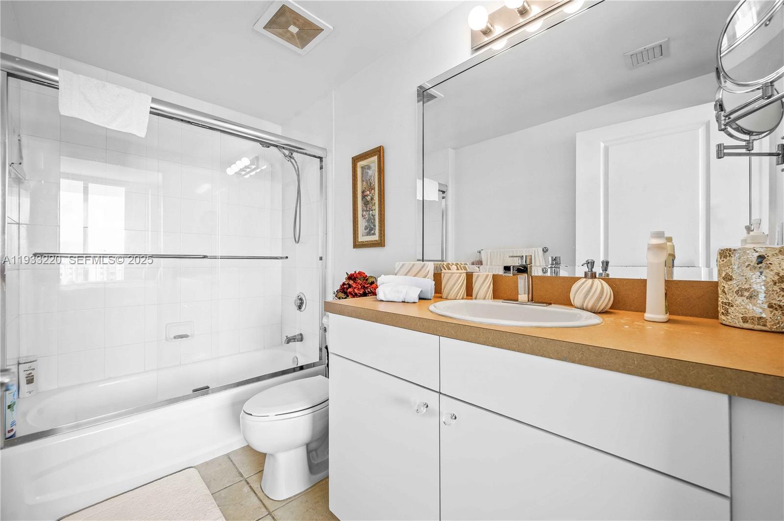 1250 S Miami Ave #1907, Miami FL 33130