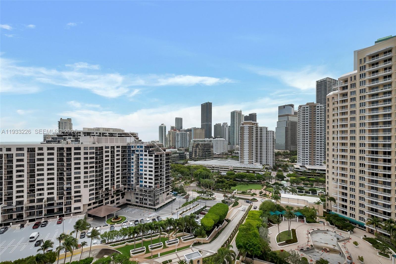 848 Brickell Key Dr #1803, Miami FL 33131