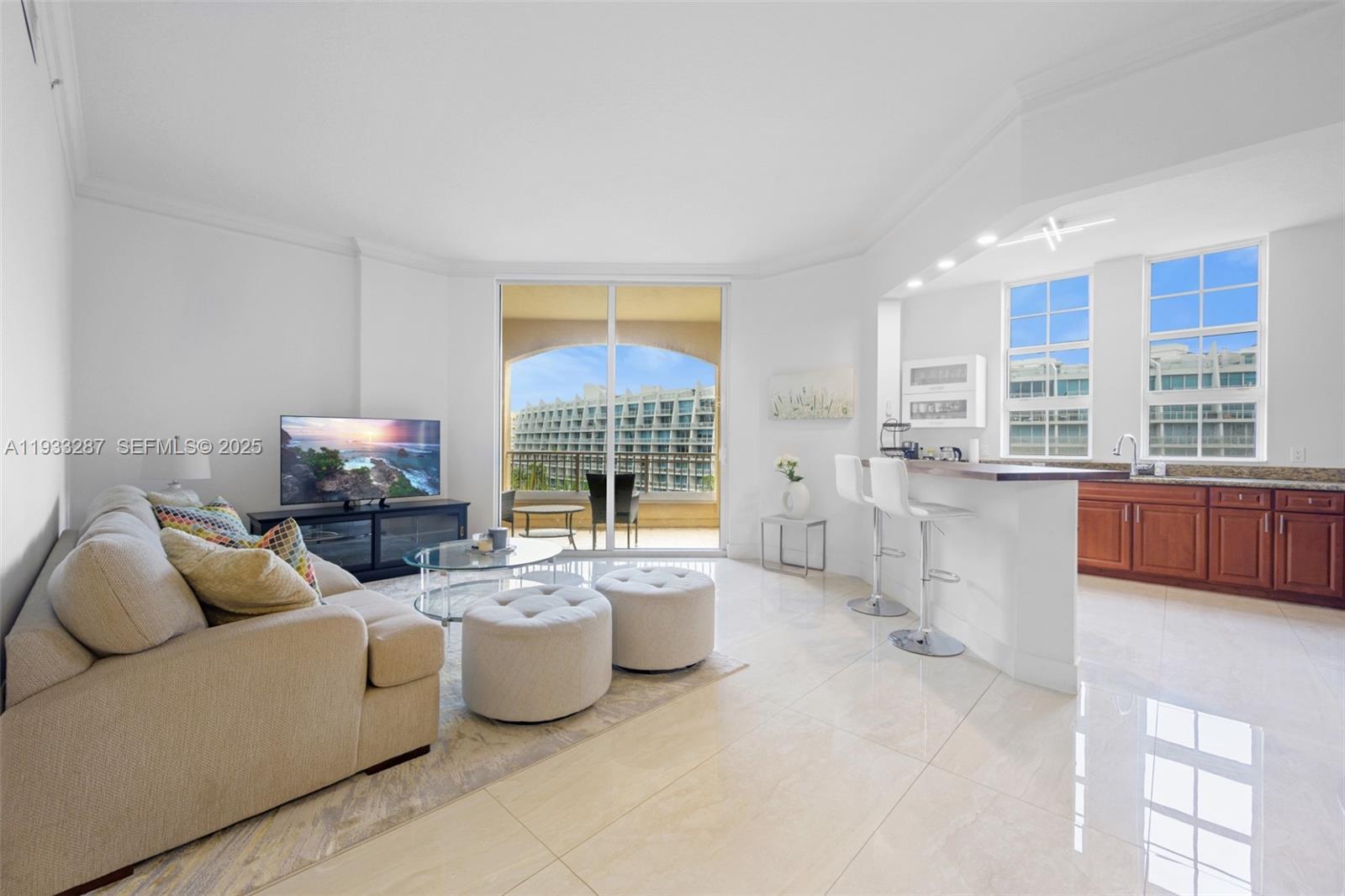 3001 NE 185th St #613, Aventura FL 33180
