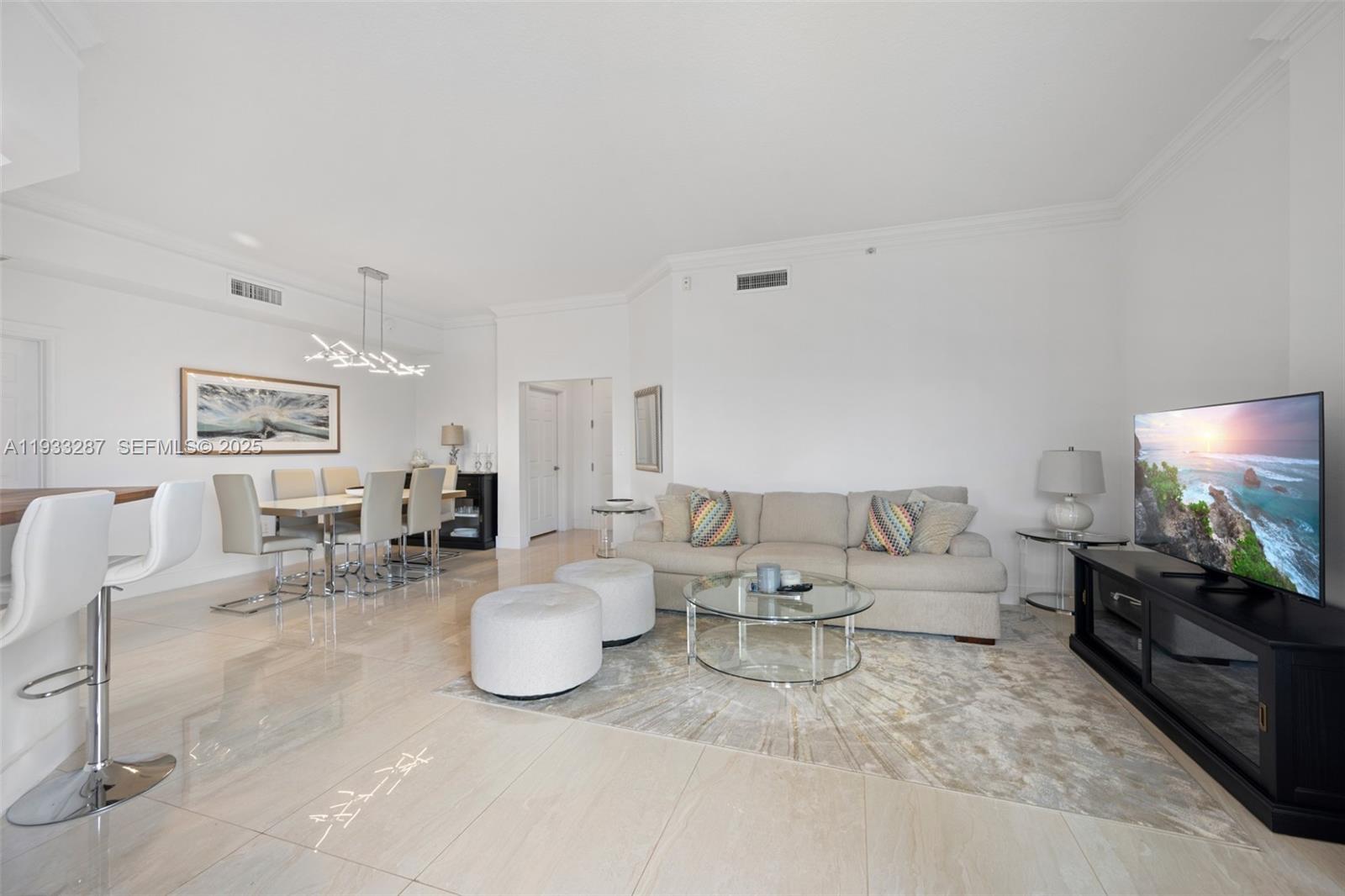 3001 NE 185th St #613, Aventura FL 33180