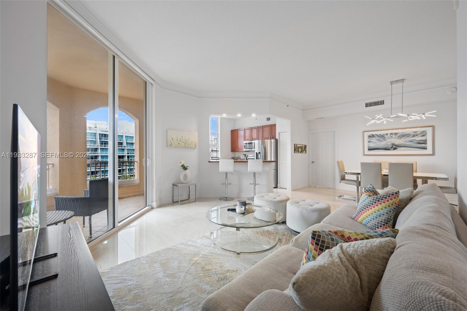 3001 NE 185th St #613, Aventura FL 33180