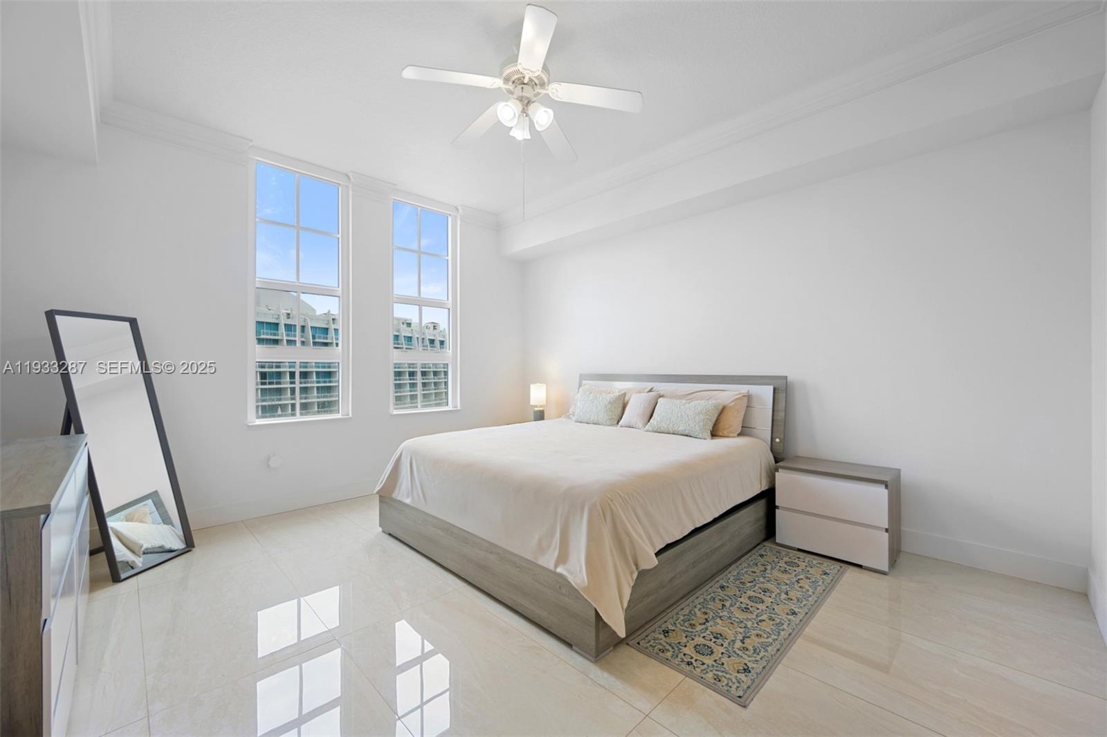 3001 NE 185th St #613, Aventura FL 33180