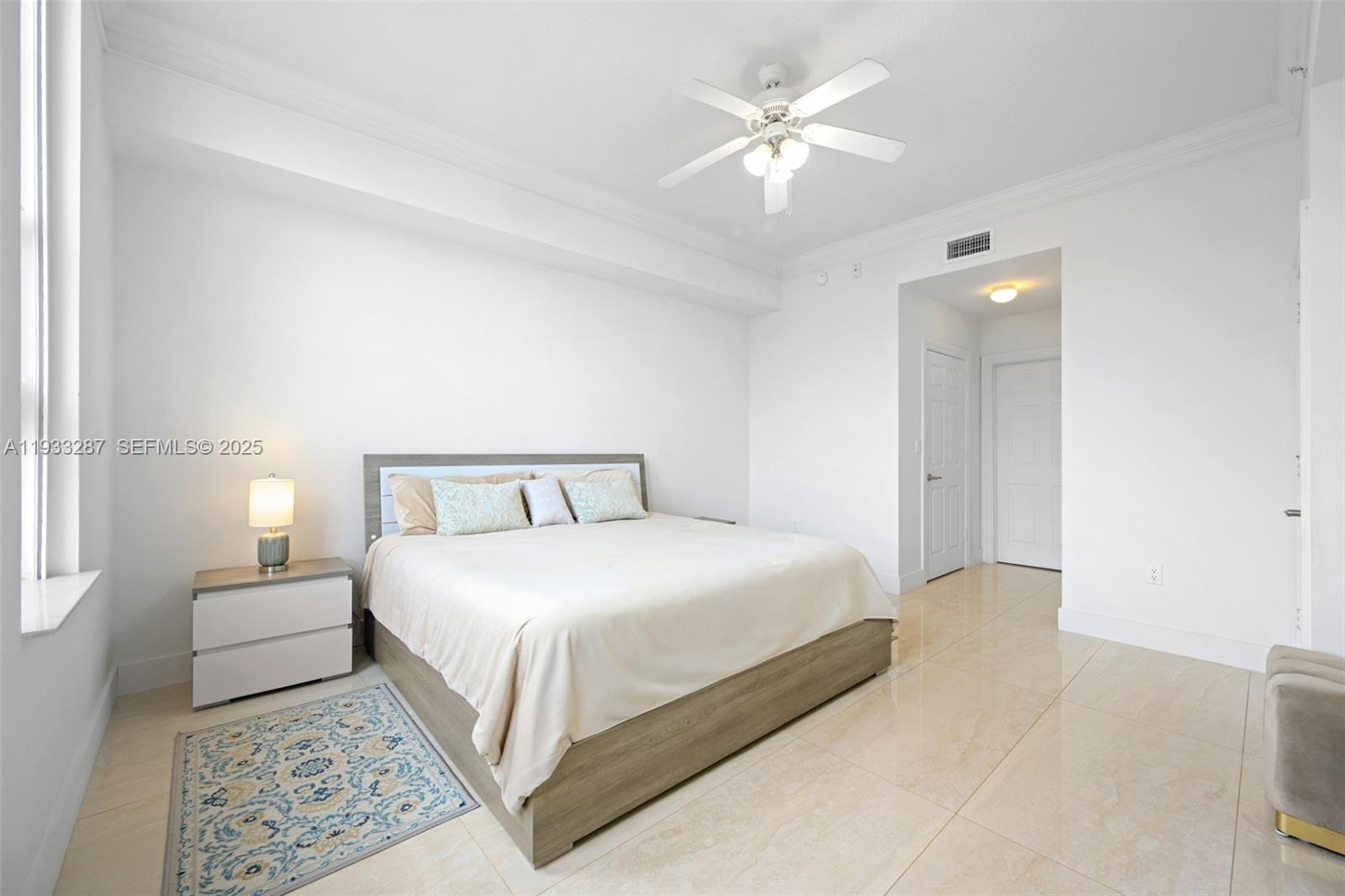 3001 NE 185th St #613, Aventura FL 33180