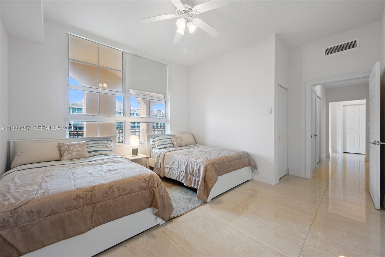 3001 NE 185th St #613, Aventura FL 33180