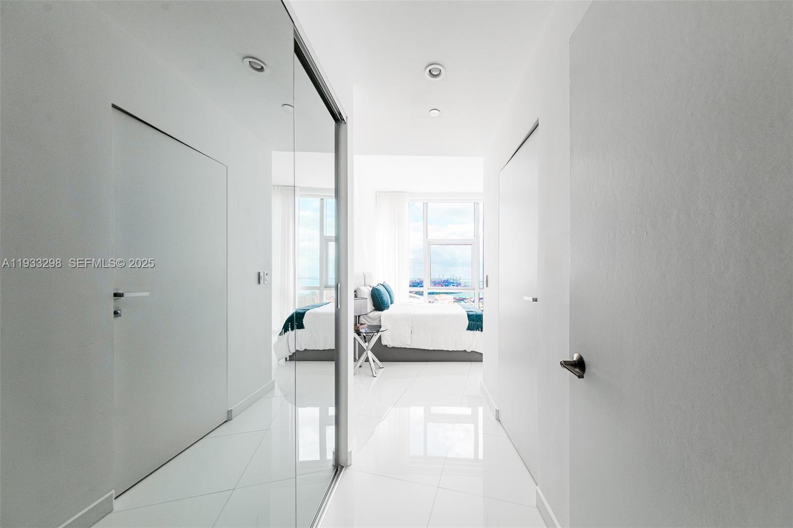 851 NE 1st Ave #2111, Miami FL 33132