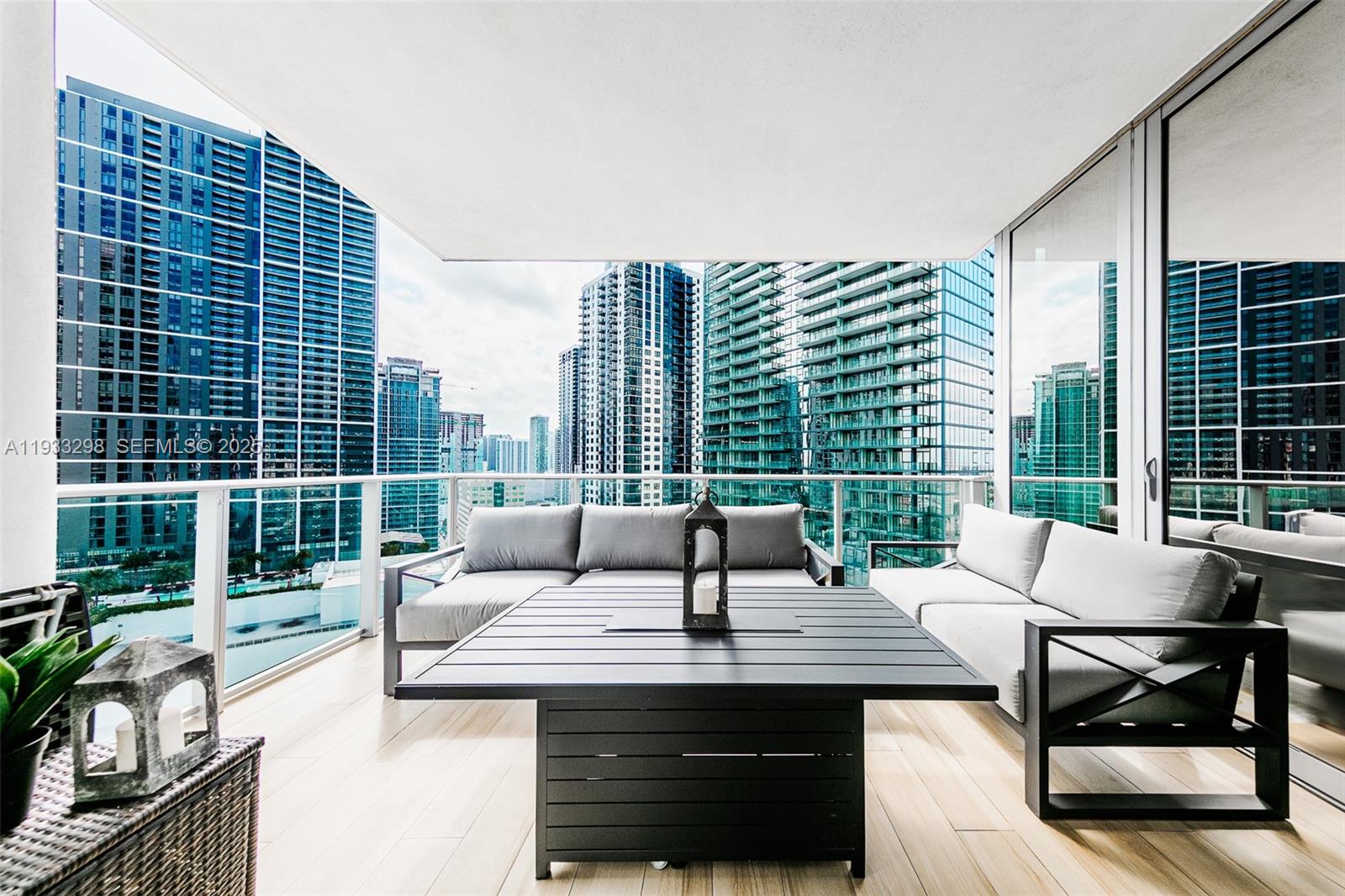 851 NE 1st Ave #2111, Miami FL 33132