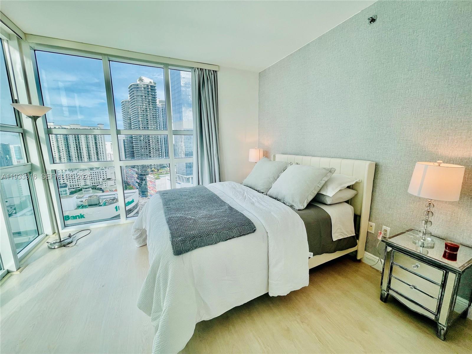 950 Brickell Bay Dr #2601, Miami FL 33131