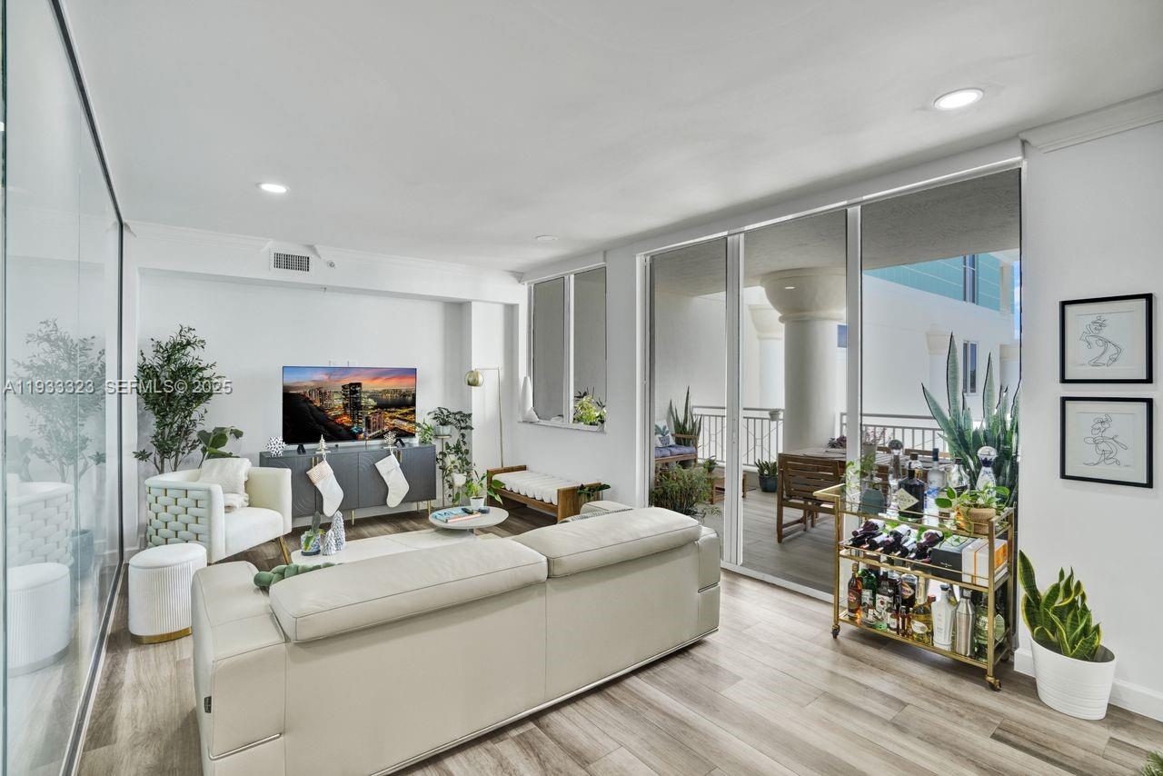 1 Century Ln #510, Miami Beach FL 33139