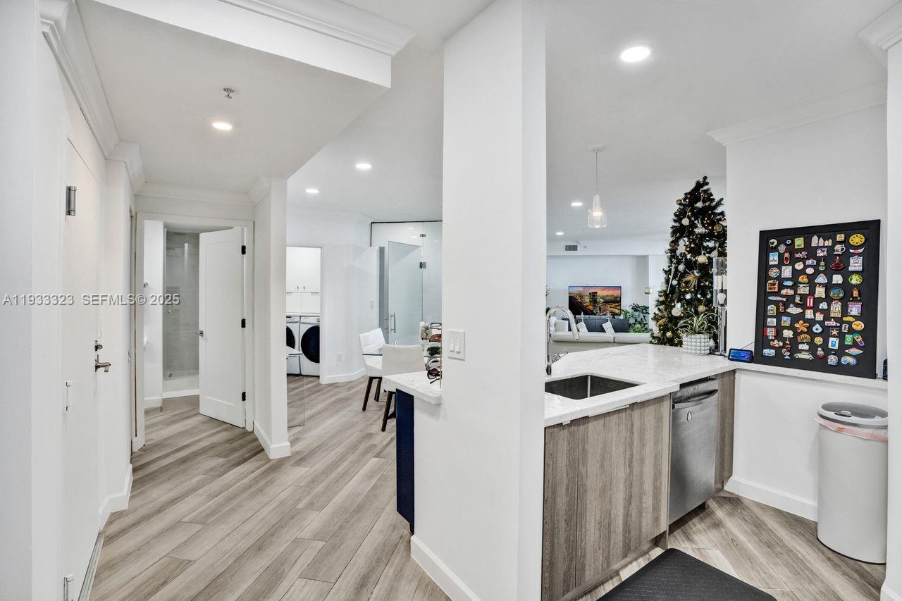 1 Century Ln #510, Miami Beach FL 33139