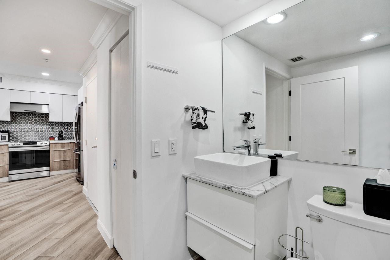 1 Century Ln #510, Miami Beach FL 33139