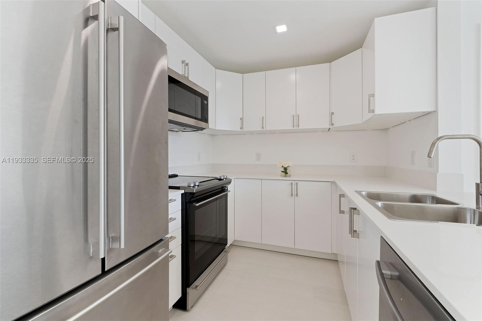 2475 Brickell Ave #1606, Miami FL 33129