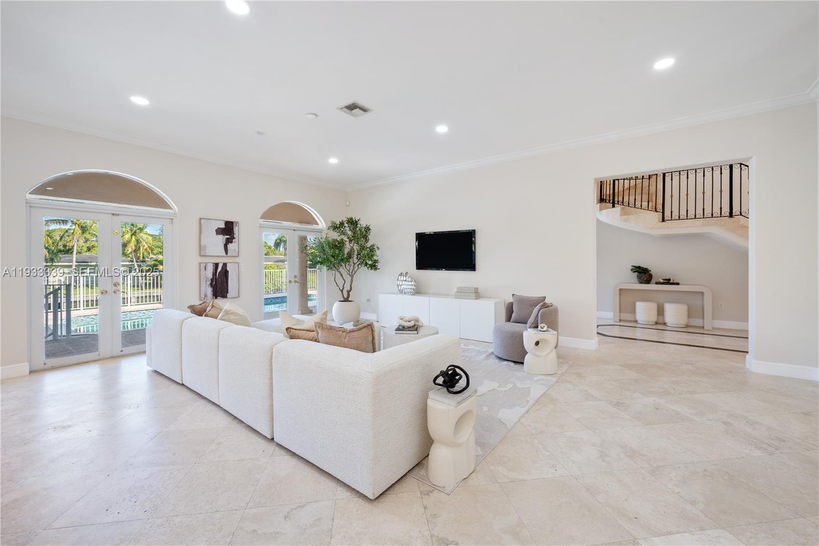 1511 Agua Ave, Coral Gables FL 33156
