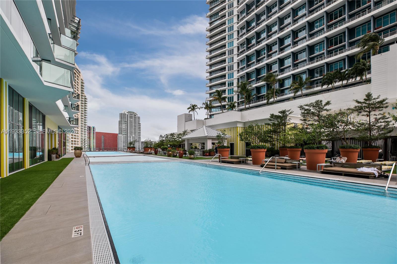 1300 S Miami Ave #PH4906, Miami FL 33130