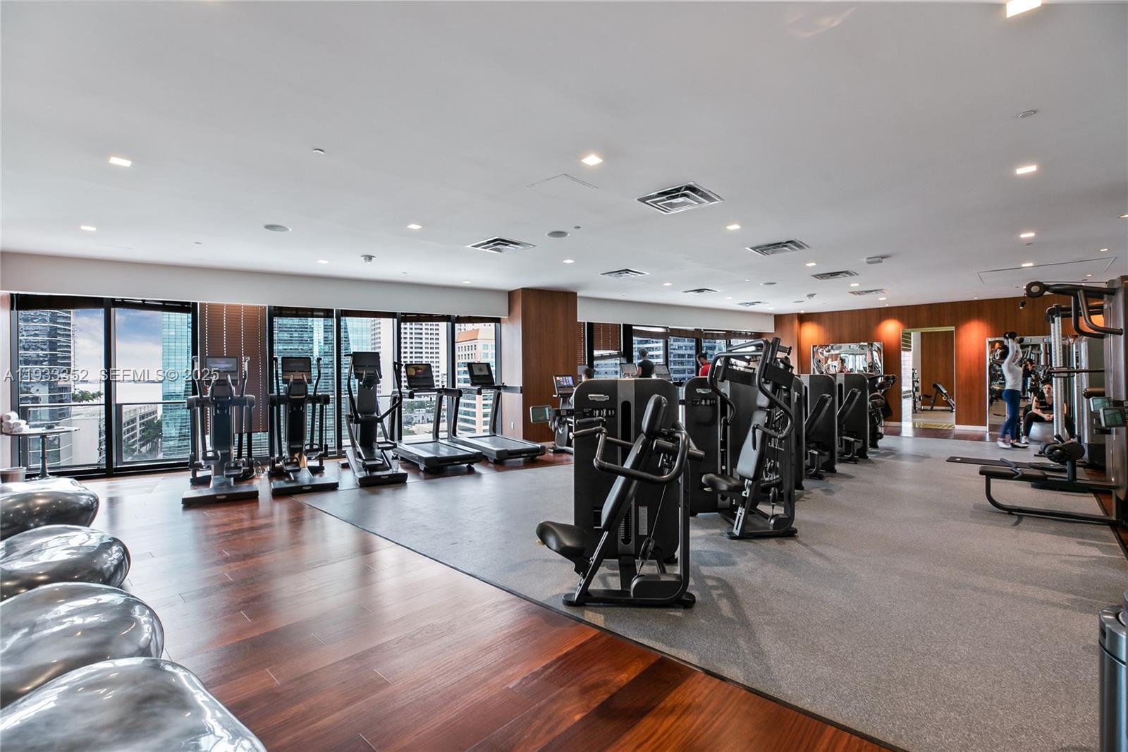 1300 S Miami Ave #PH4906, Miami FL 33130