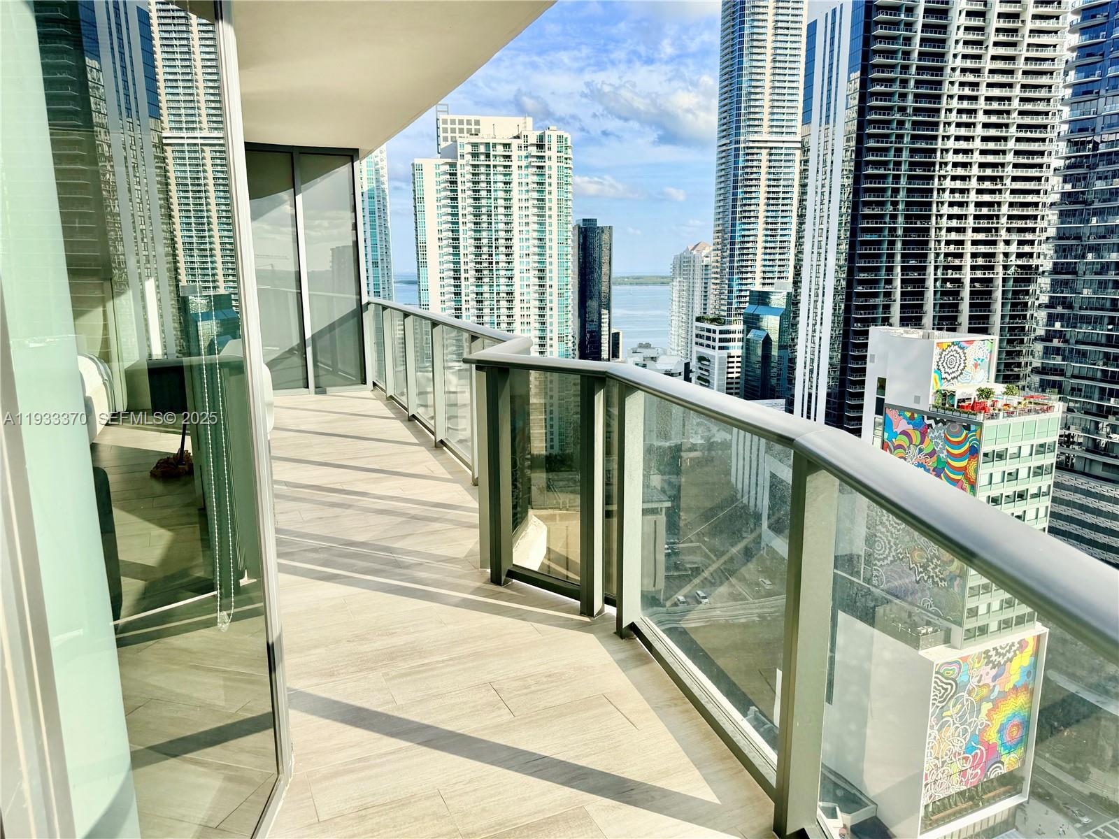 45 SW 9th St #2606, Miami FL 33130