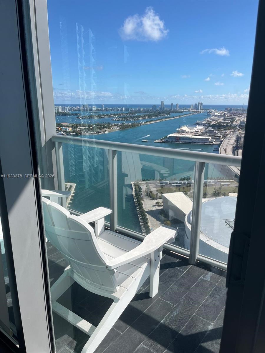 888 Biscayne Blvd #4508, Miami FL 33132