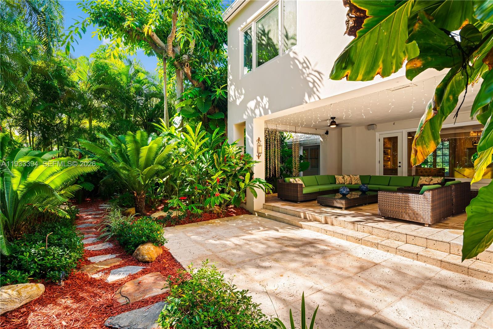 4871 SW 74th Ter, Miami FL 33143