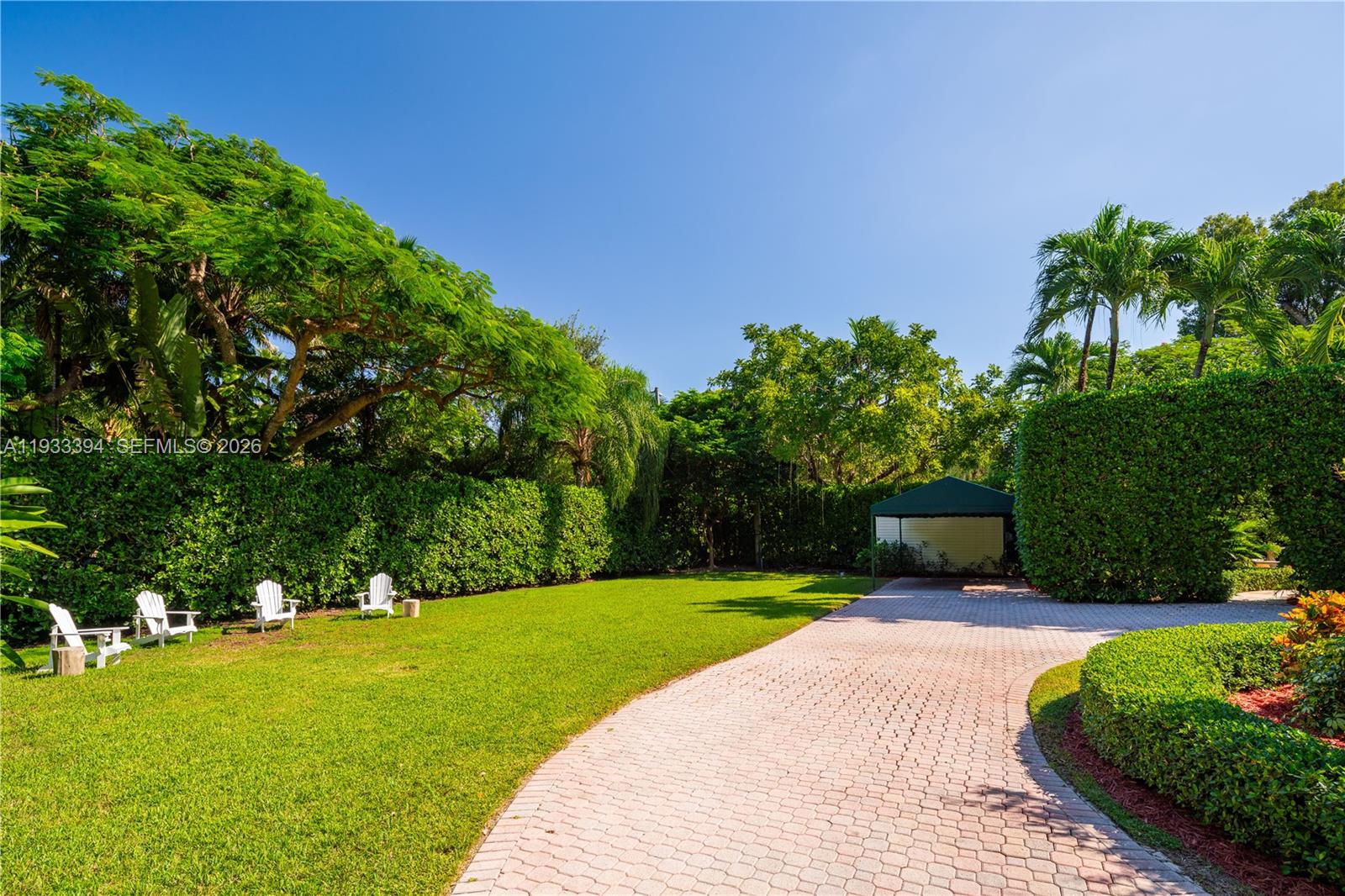 4871 SW 74th Ter, Miami FL 33143