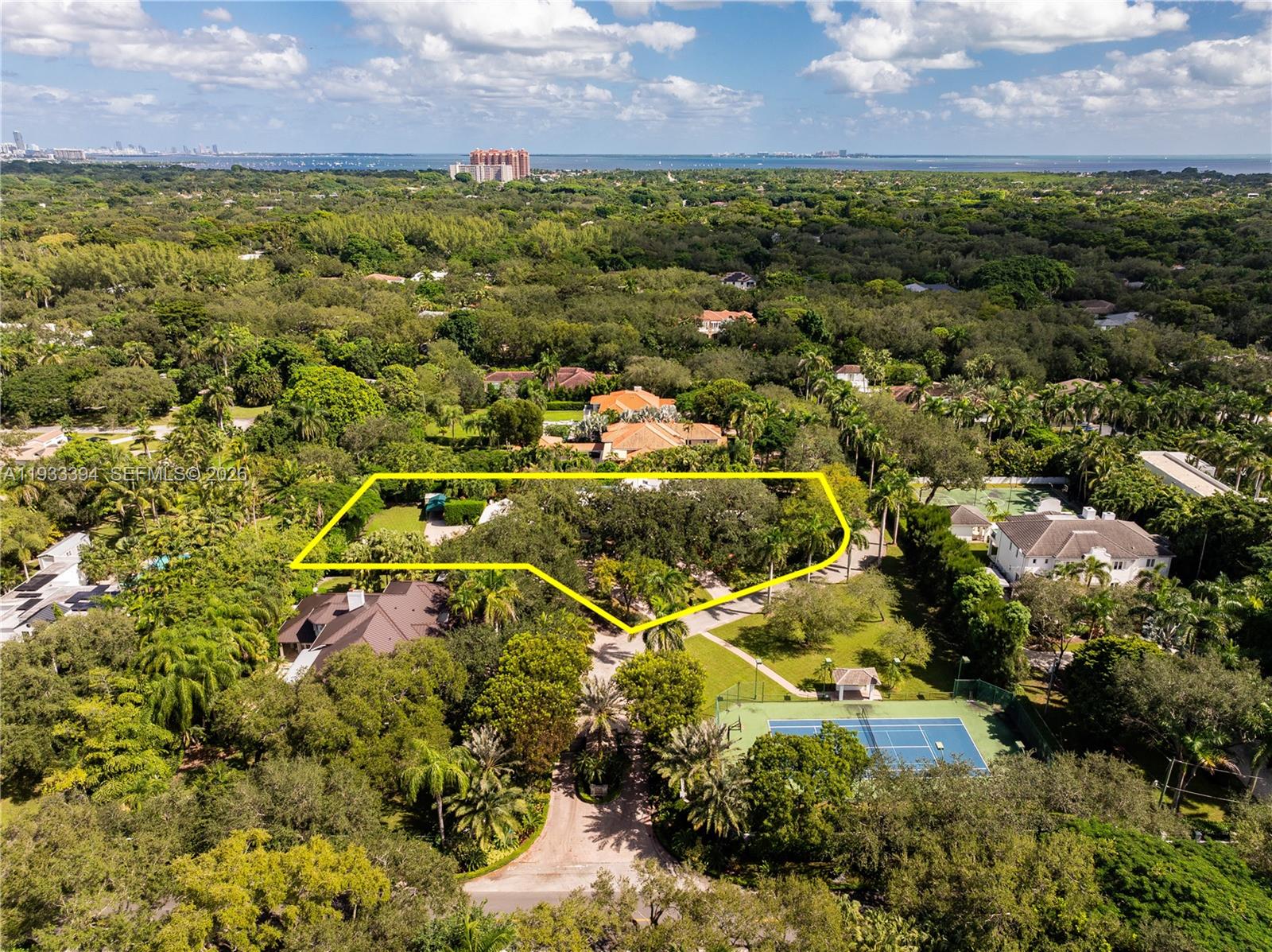 4871 SW 74th Ter, Miami FL 33143
