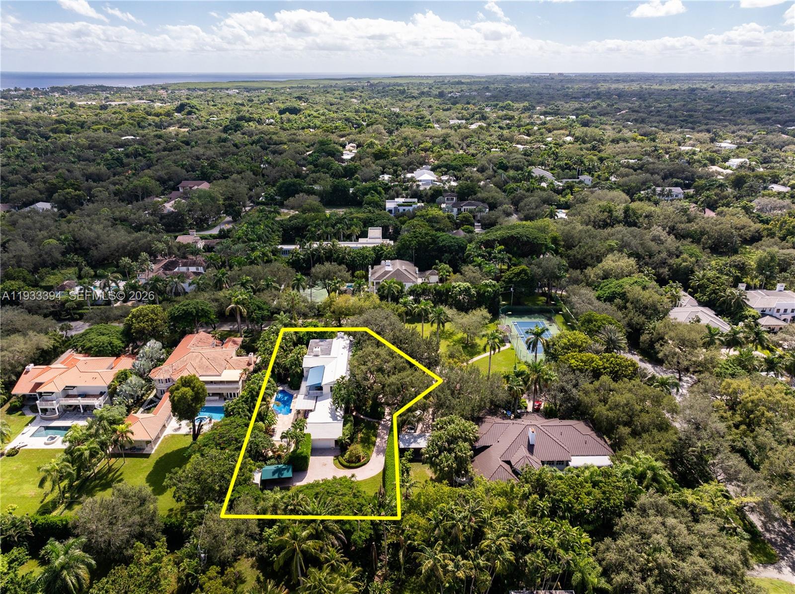 4871 SW 74th Ter, Miami FL 33143
