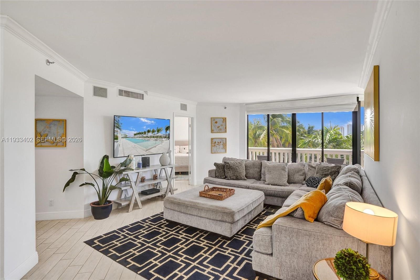 1000 E Island Blvd #503, Aventura FL 33160