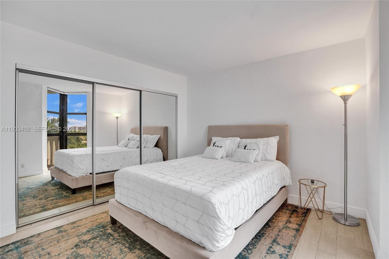 1000 E Island Blvd #503, Aventura FL 33160