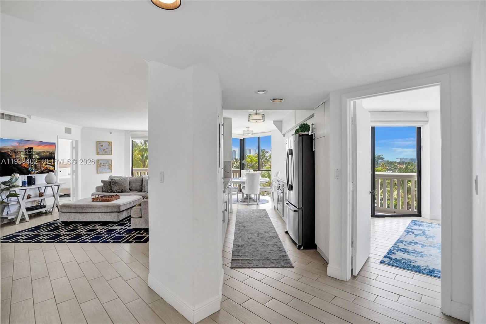 1000 E Island Blvd #503, Aventura FL 33160