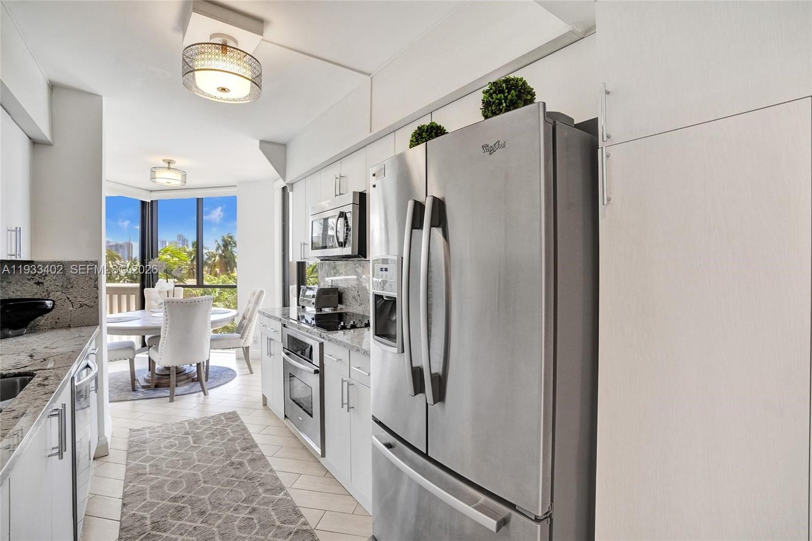1000 E Island Blvd #503, Aventura FL 33160