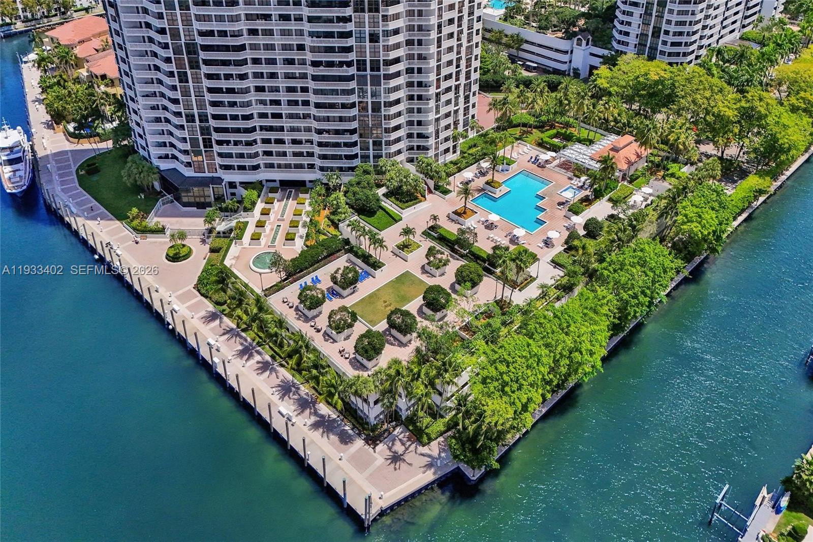 1000 E Island Blvd #503, Aventura FL 33160