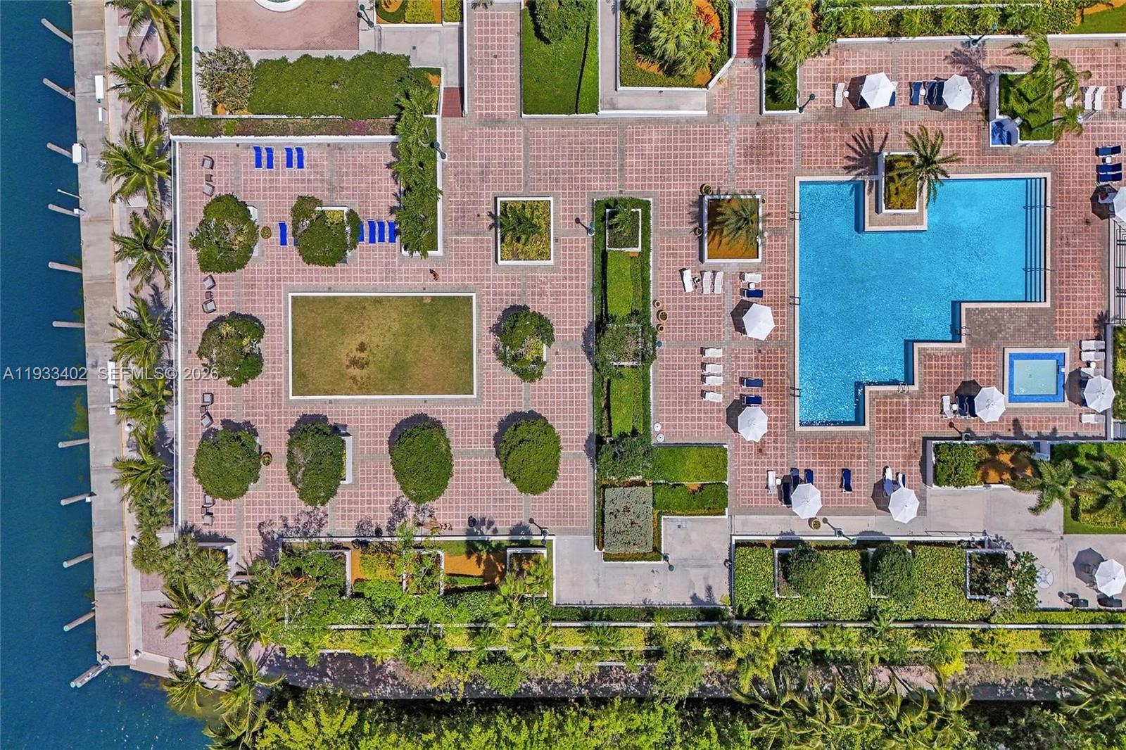 1000 E Island Blvd #503, Aventura FL 33160