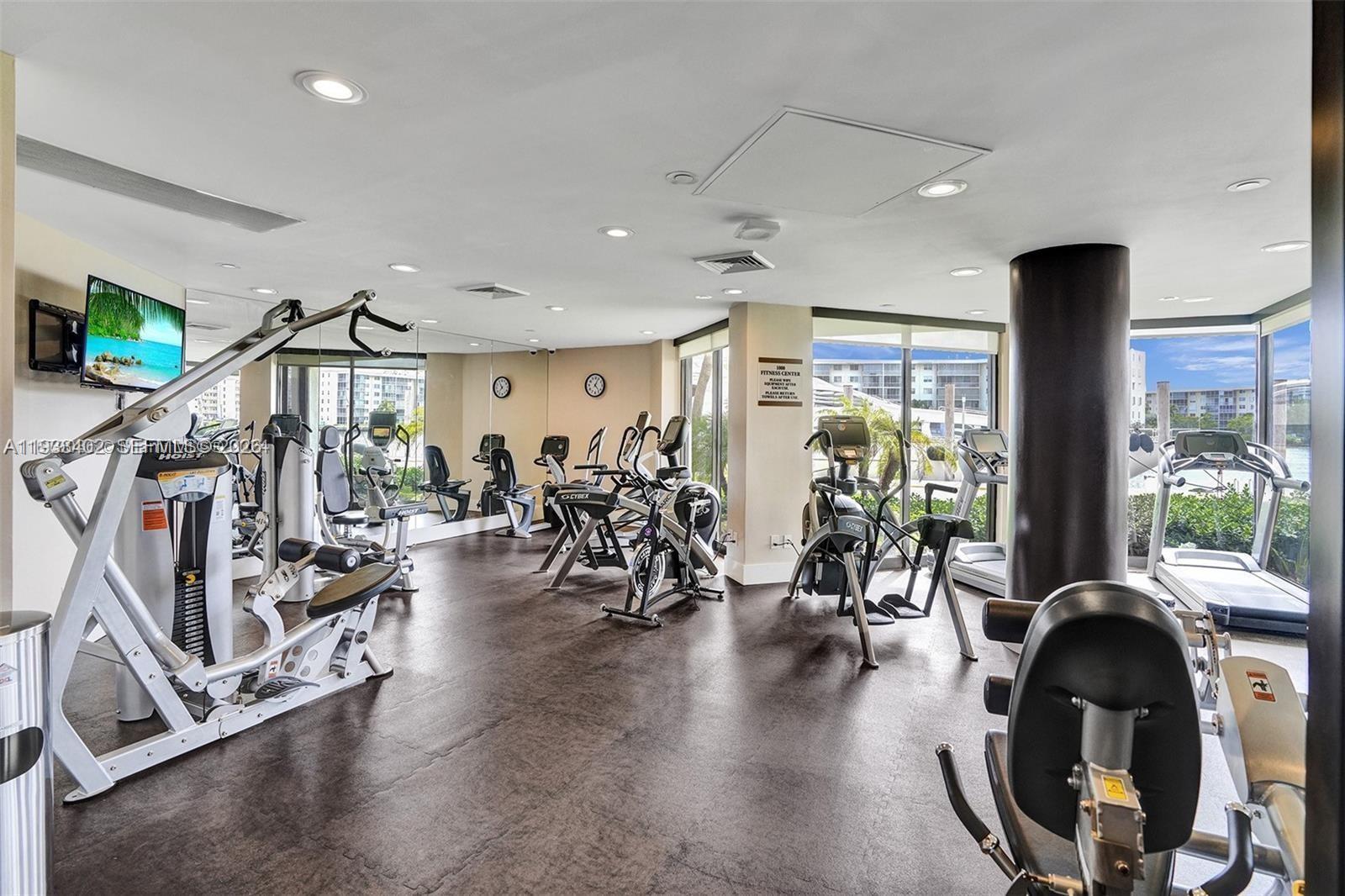 1000 E Island Blvd #503, Aventura FL 33160