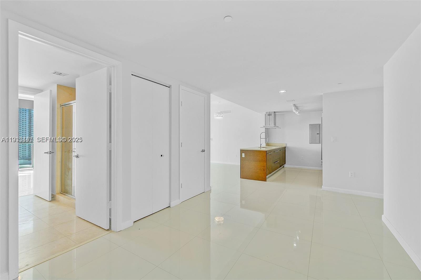 495 Brickell Ave #2103, Miami FL 33131