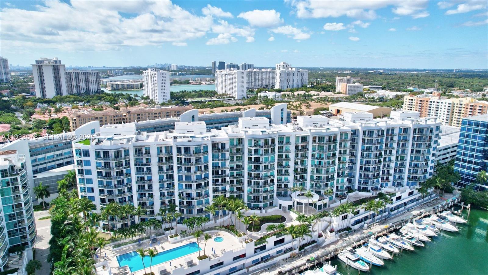 3029 NE 188th St #1021, Aventura FL 33180