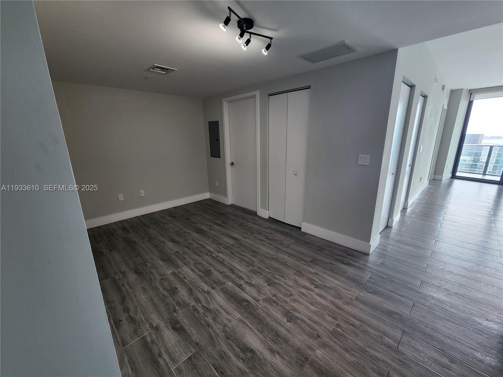 1300 S Miami Ave #3502, Miami FL 33130