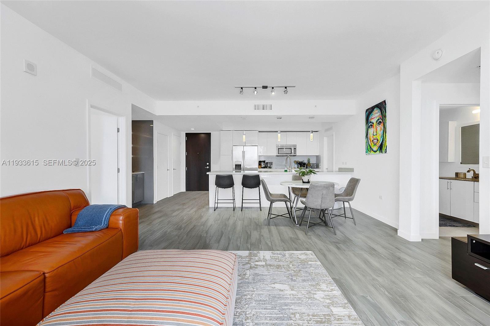 999 SW 1st Ave #1505, Miami FL 33130