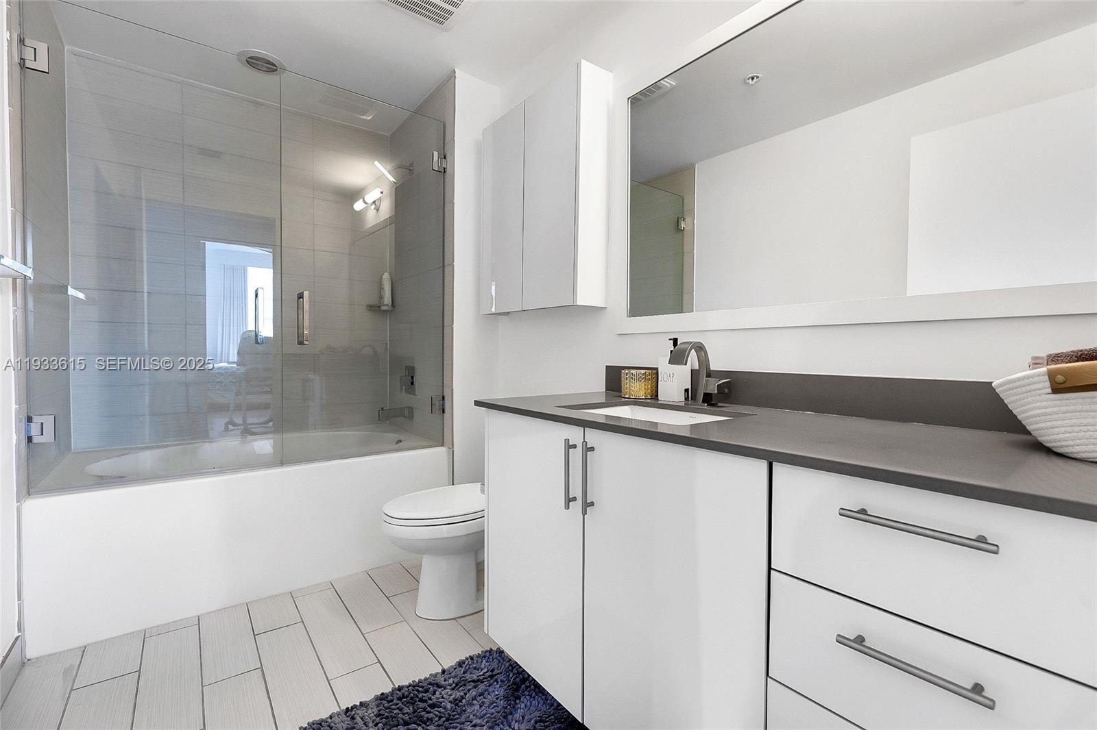 999 SW 1st Ave #1505, Miami FL 33130