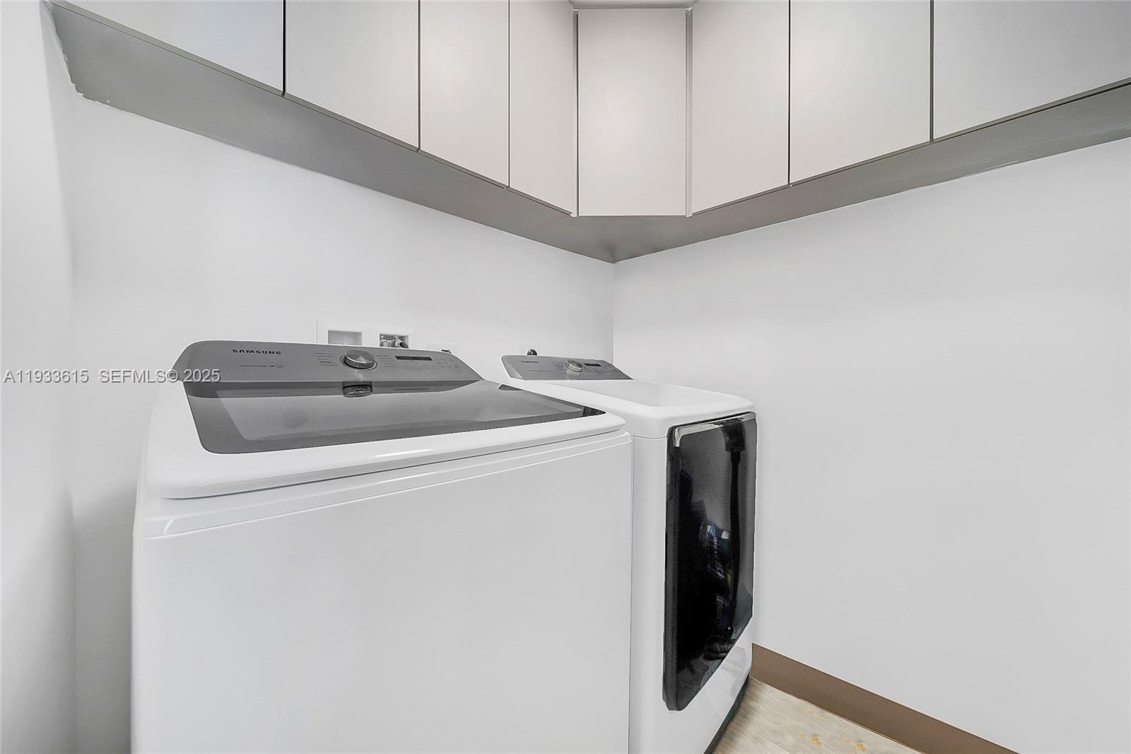 999 SW 1st Ave #1505, Miami FL 33130