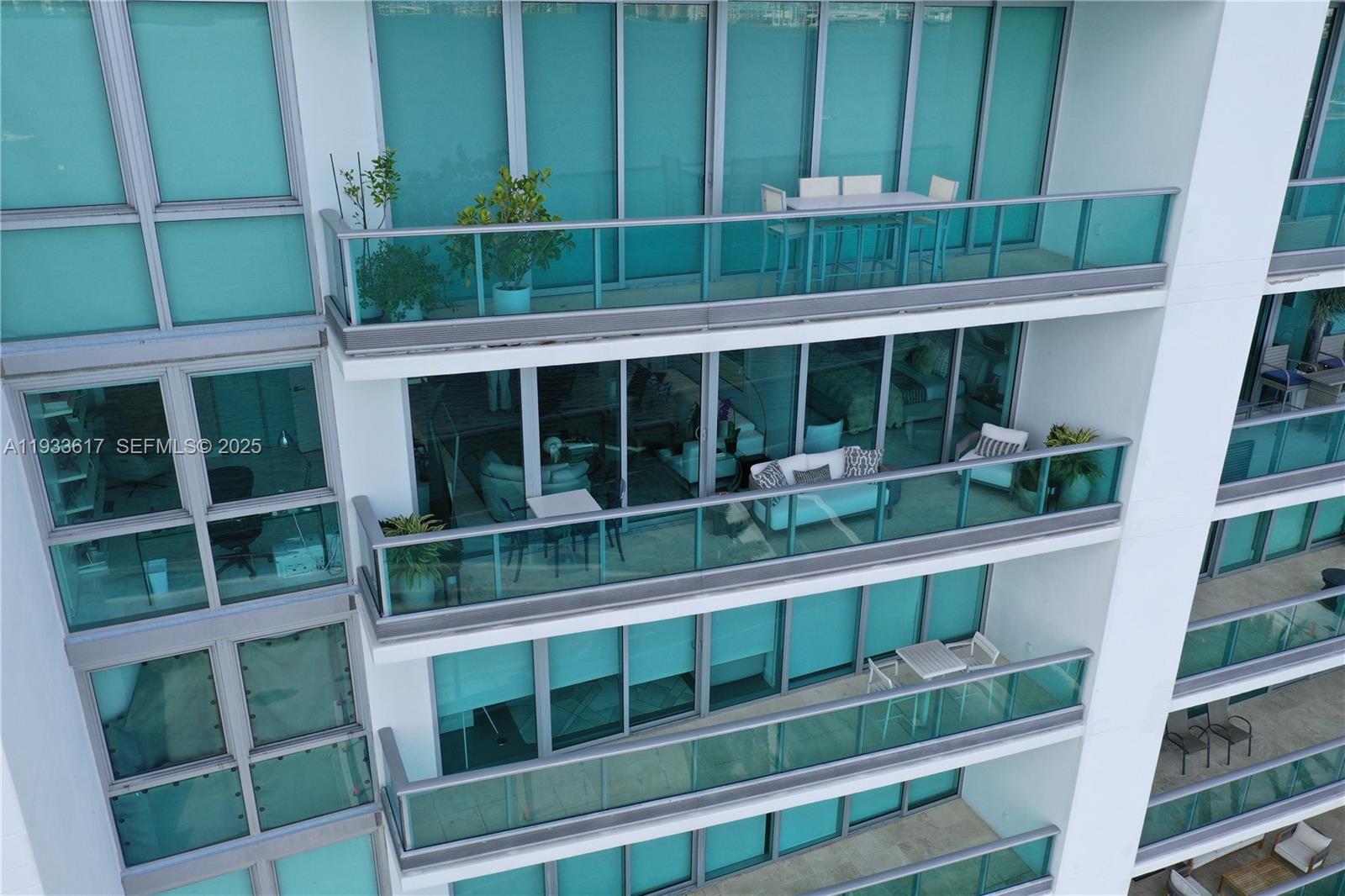 1331 Brickell Bay Dr #1609, Miami FL 33131