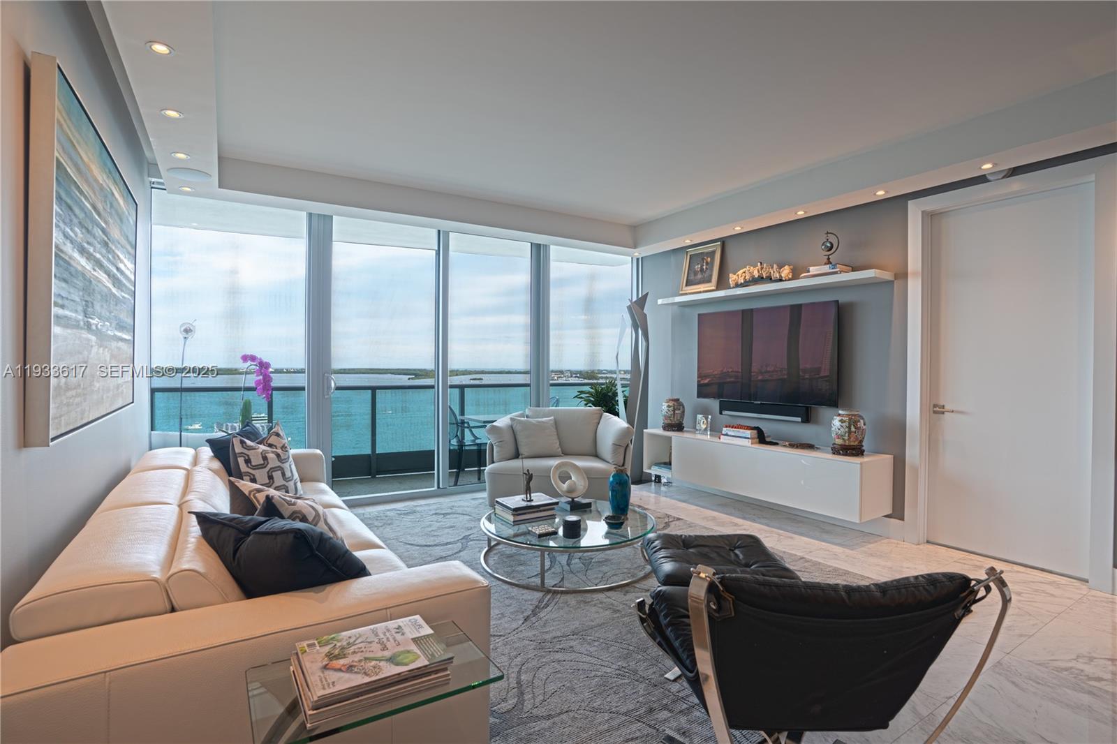 1331 Brickell Bay Dr #1609, Miami FL 33131
