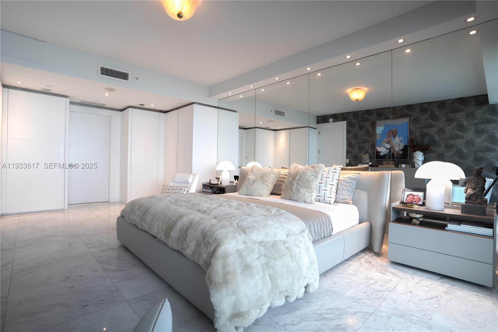 1331 Brickell Bay Dr #1609, Miami FL 33131