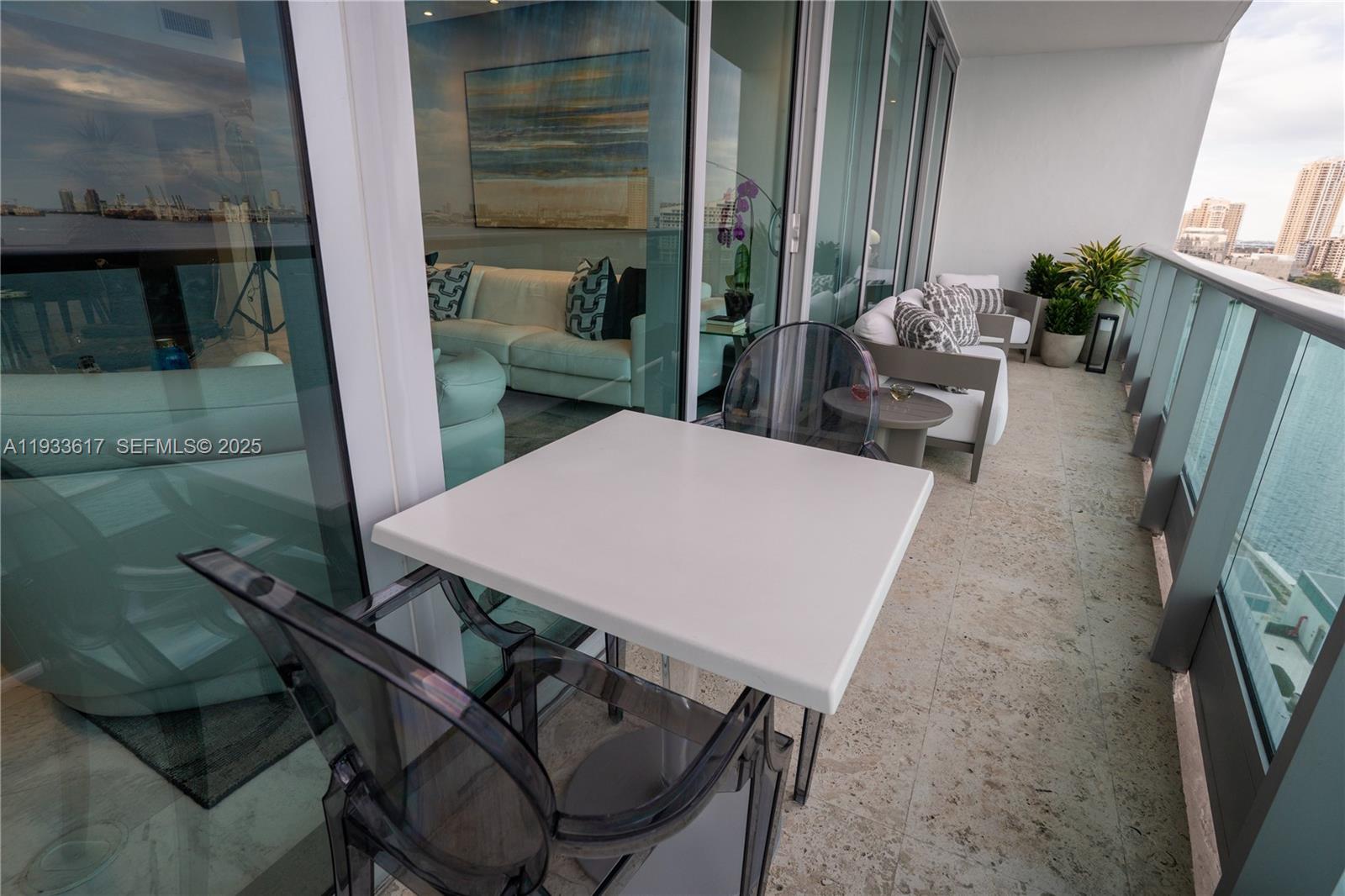 1331 Brickell Bay Dr #1609, Miami FL 33131