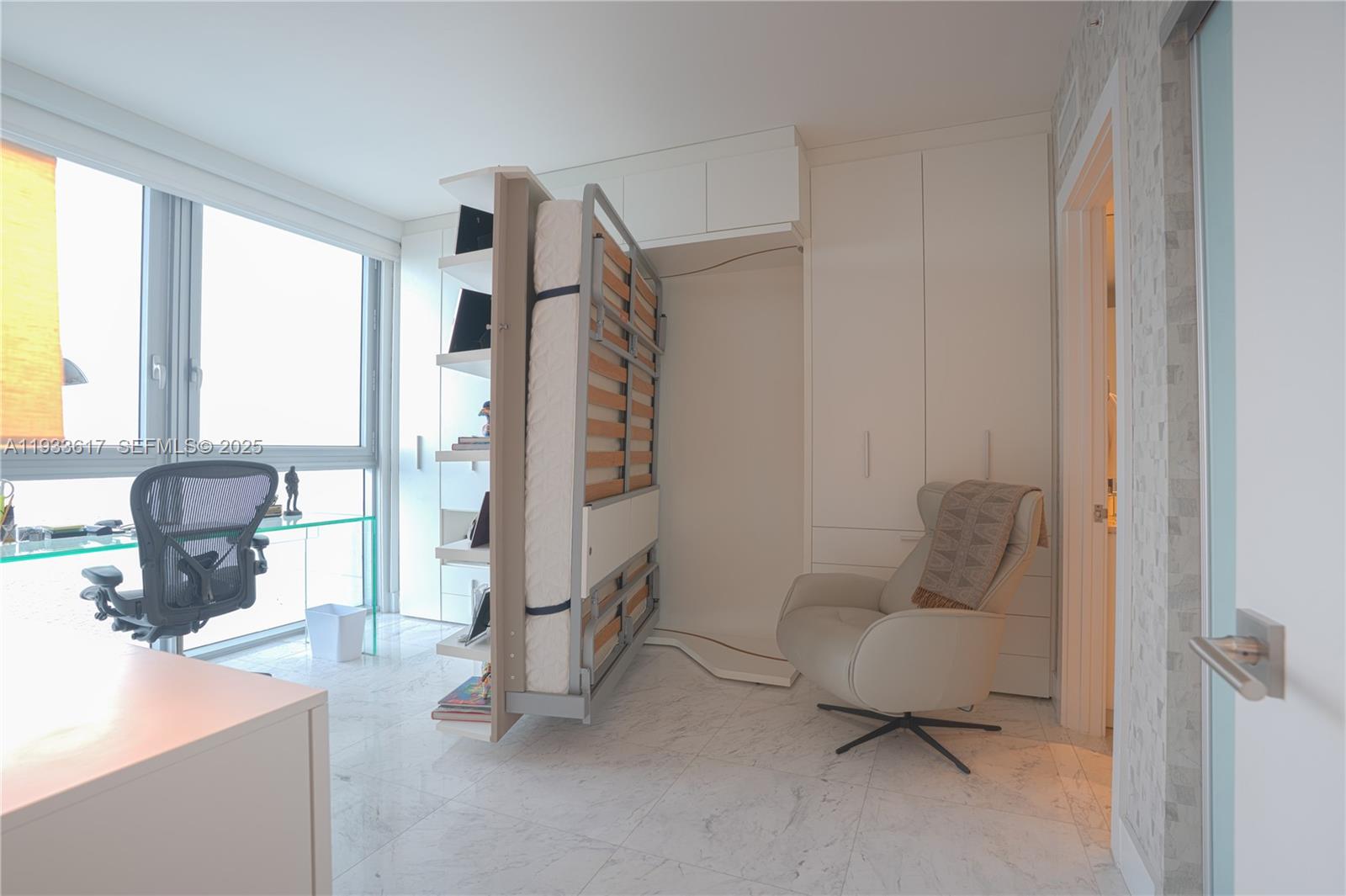1331 Brickell Bay Dr #1609, Miami FL 33131