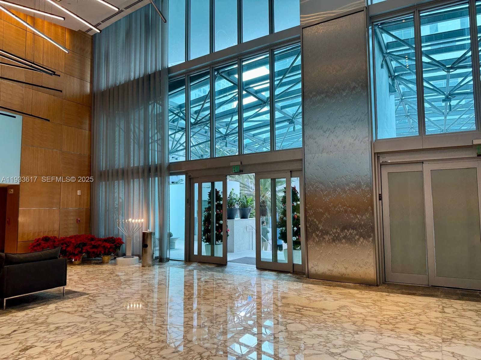 1331 Brickell Bay Dr #1609, Miami FL 33131