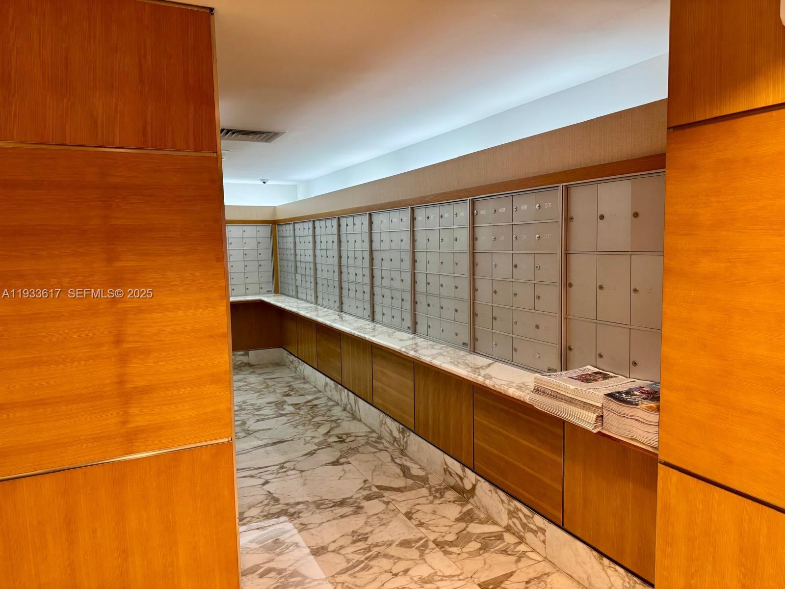 1331 Brickell Bay Dr #1609, Miami FL 33131