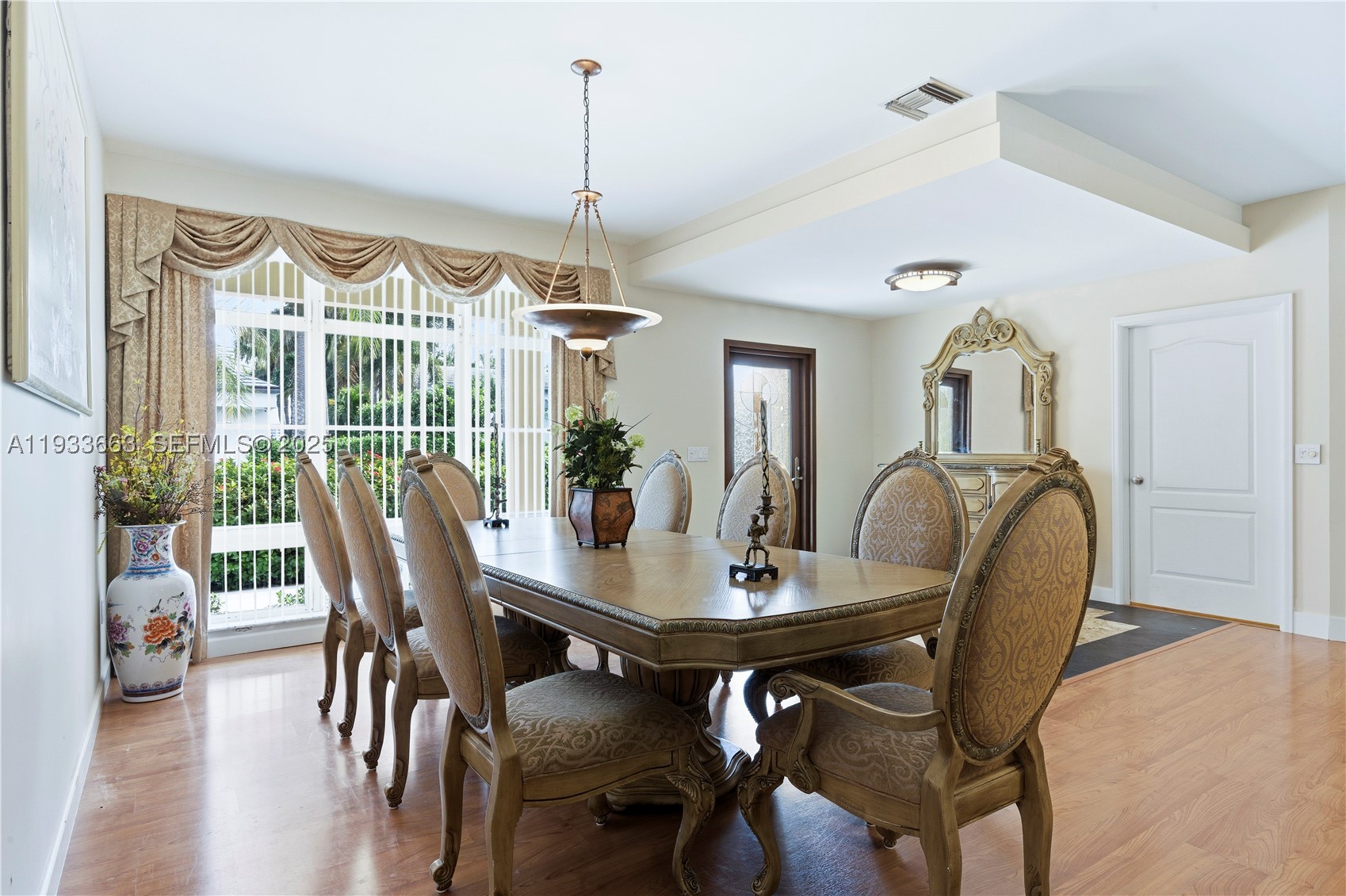 2607 Holy Cross Ln, Lake Worth FL 33460