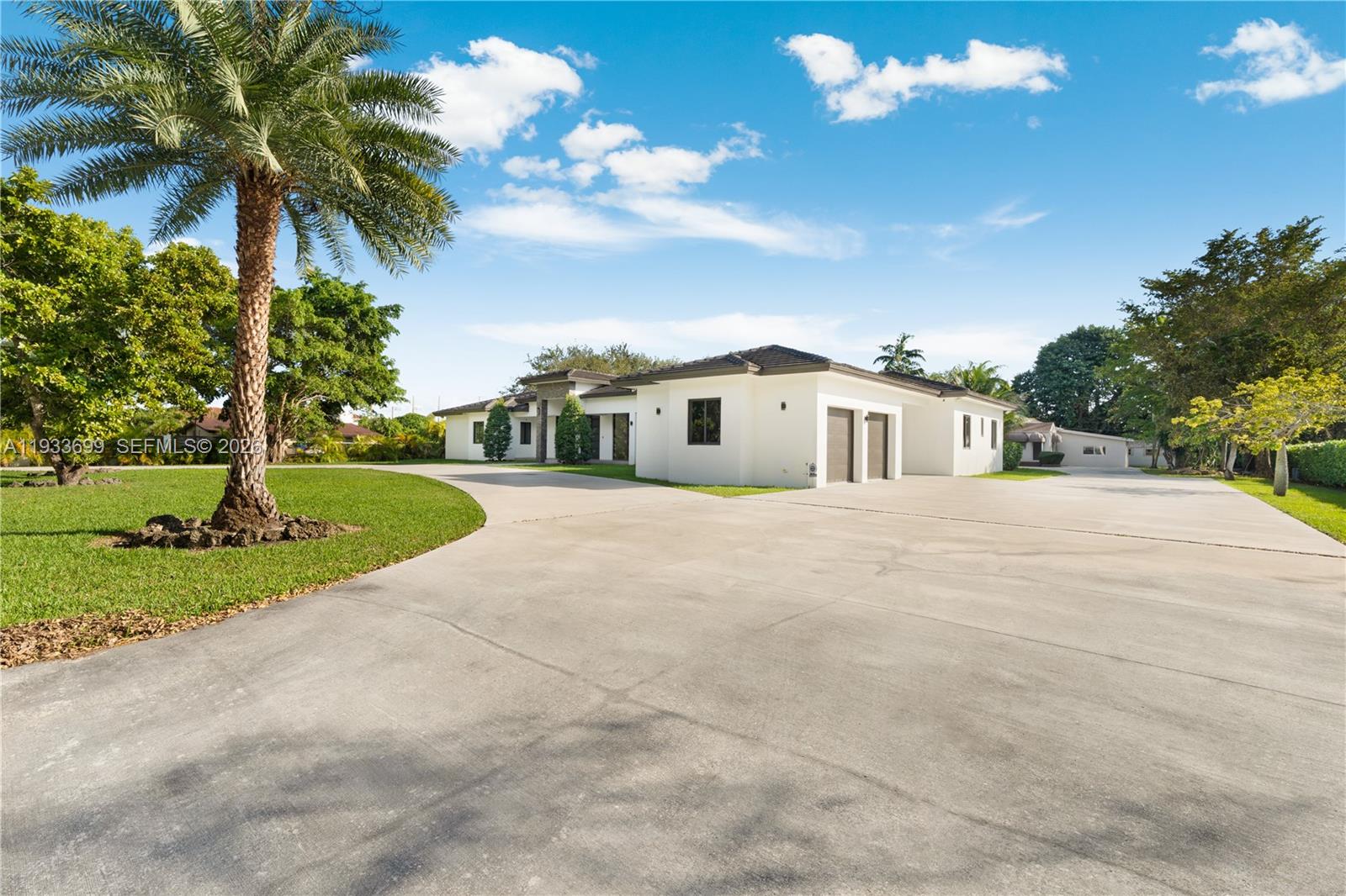 10398 SW 64th St, Miami FL 33173